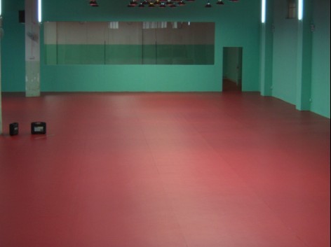 乒乓球场地板